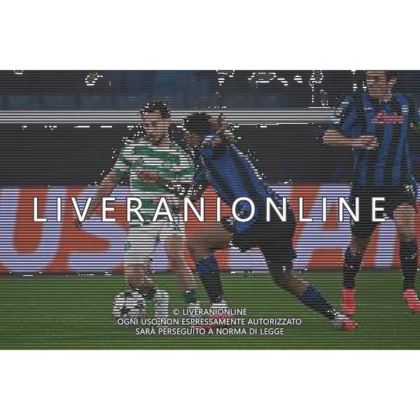 TVRG Atalanta vs Celtic nella foto Nicolas Kuhn (Celtic) e Ederson Jose\' dos Santos (Atalanta) Bergamo 23-10-2024 Gewiss Stadium UEFA Champions League fase a girone unico - 3a giornata foto Roberto Garavaglia/Agenzia Aldo Liverani sas
