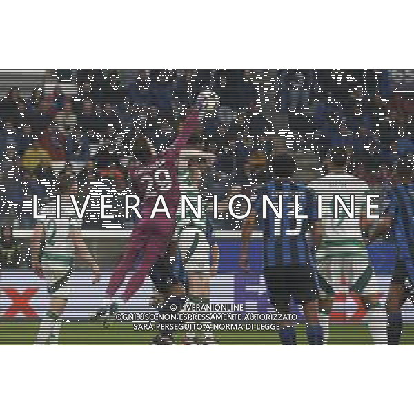 Marco Carnesecchi of Atalanta BC. makes a save during Atalanta BC vs Celtic FC, 3° round of Champions League 2024-25, game at Gewiss stadium in Bergamo (BG), Italy, on October 23, 2024. (Photo by Davide Casentini) /AGENZIA ALDO LIVERANI SAS