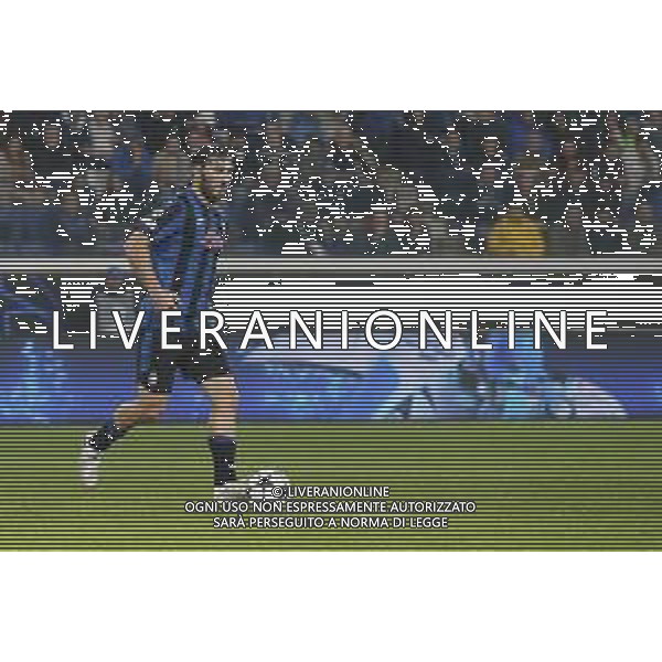 Sead Kolasinac of Atalanta BC play the ball during Atalanta BC vs Celtic FC, 3° round of Champions League 2024-25, game at Gewiss stadium in Bergamo (BG), Italy, on October 23, 2024. (Photo by Davide Casentini) /AGENZIA ALDO LIVERANI SAS