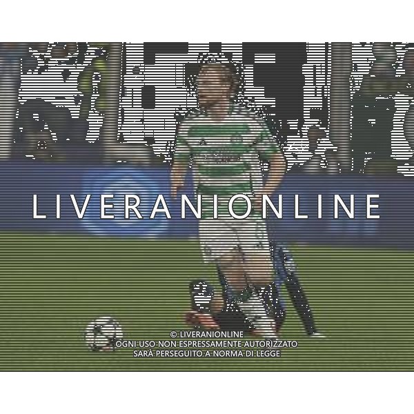 Liam Scales of Celtic FC play the ball during Atalanta BC vs Celtic FC, 3° round of Champions League 2024-25, game at Gewiss stadium in Bergamo (BG), Italy, on October 23, 2024. (Photo by Davide Casentini) /AGENZIA ALDO LIVERANI SAS