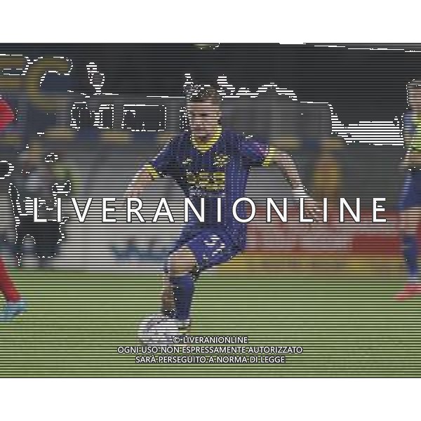 Tomas Suslov of Hellas Verona FC play the ball during Hellas Verona FC vs AC Monza, 8° Serie A Enilive 2024-25 game at Marcantonio Bentegodi Stadium in Verona (VR), Italy, on October 21, 2024. (Photo by Davide Casentini) /AGENZIA ALDO LIVERANI SAS