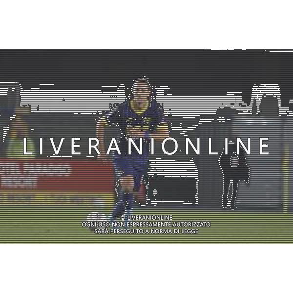 Daniele Ghilardi of Hellas Verona FC play the ball during Hellas Verona FC vs AC Monza, 8° Serie A Enilive 2024-25 game at Marcantonio Bentegodi Stadium in Verona (VR), Italy, on October 21, 2024. (Photo by Davide Casentini) /AGENZIA ALDO LIVERANI SAS