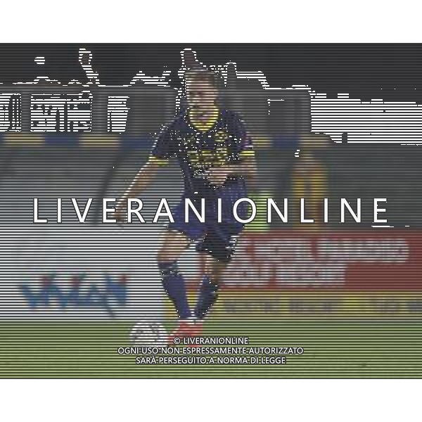 Ondrej Duda of Hellas Verona FC play the ball during Hellas Verona FC vs AC Monza, 8° Serie A Enilive 2024-25 game at Marcantonio Bentegodi Stadium in Verona (VR), Italy, on October 21, 2024. (Photo by Davide Casentini) /AGENZIA ALDO LIVERANI SAS
