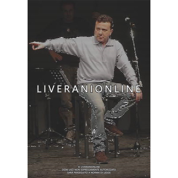 Milano 16/01/2006 Teatro Filodrammatici Pupo ( Enzo Ghinazzi ) \'Il Grande Croupier \' nella foto: Pupo durante le prove foto Danilo Recalcati / AG.Aldo Liverani