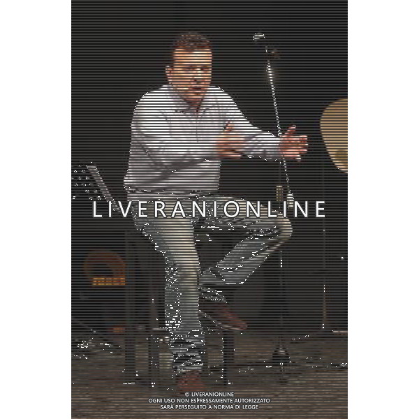 Milano 16/01/2006 Teatro Filodrammatici Pupo ( Enzo Ghinazzi ) \'Il Grande Croupier \' nella foto: Pupo durante le prove foto Danilo Recalcati / AG.Aldo Liverani