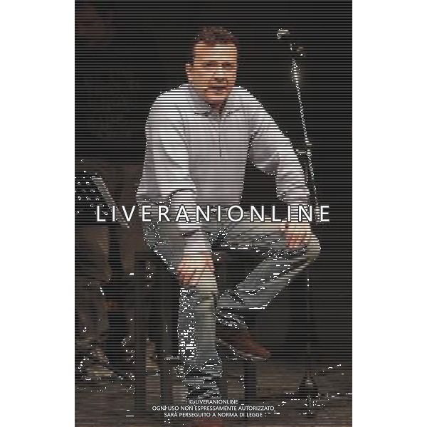 Milano 16/01/2006 Teatro Filodrammatici Pupo ( Enzo Ghinazzi ) \'Il Grande Croupier \' nella foto: Pupo durante le prove foto Danilo Recalcati / AG.Aldo Liverani