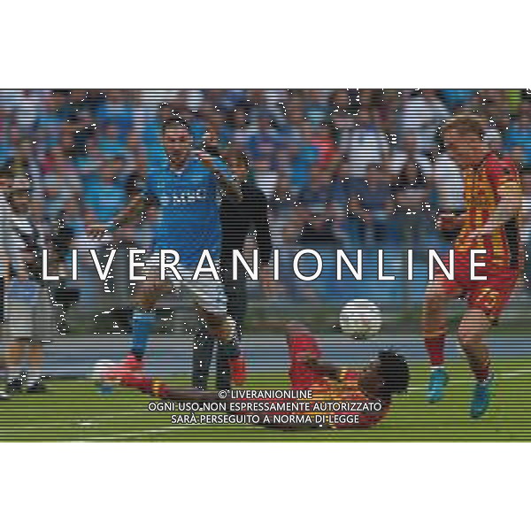 TVEM October 26, 2024 Napoli, Italy - SSC Napoli vs US Lecce - Italian soccer serie A 2024/25 - Diego Armando Maradona Stadium. In the pic: Matteo Politano of SSC Napoli in action against Patrick Dorgu of US Lecce @Emmanuele Mastrodonato/AGENZIA ALDO LIVERANI SAS