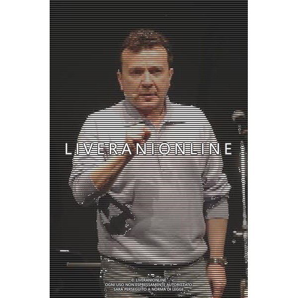 Milano 16/01/2006 Teatro Filodrammatici Pupo ( Enzo Ghinazzi ) \'Il Grande Croupier \' nella foto: Pupo durante le prove foto Danilo Recalcati / AG.Aldo Liverani