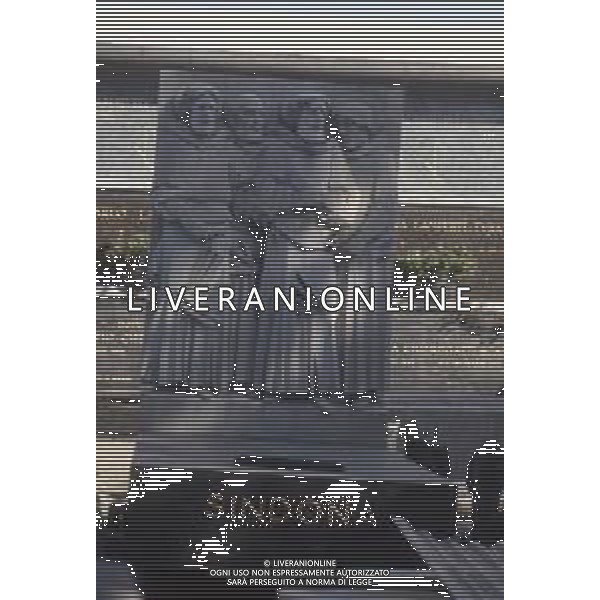 DIAP-RETROSPETTIVA MICHELE SINDONA BANCHIERE NELLA FOTO FUNERALI DI MICHELE SINDONA MILANO AL CIMITERO MONUMENTALE NELL\'ANNO 1986 AG ALDO LIVERANI SAS  