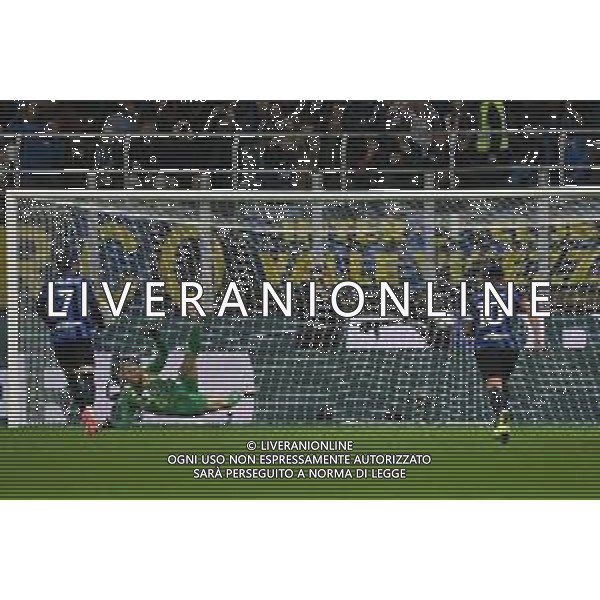 Serie A 2024-2025 Stadio Giuseppe Meazza 27-10-2024 Nella foto: Piotr Zielinski gol su rigore FOTO ANDREA ROSITO- AG ALDO LIVERANI SAS -INTER vs JUVENTUS 9a giornata Campionato Calcio Serie A - 27-10-2024