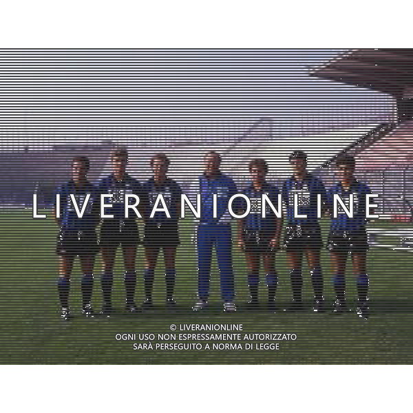 DIAP-FORMAZIONE ATALANTA CALCIO 1986-1987 NELLA FOTO DA SIN GIUSEPPE INCOCCIATI-COSTANZO BARCELLA-TREVOR FRANCIS- NEDO SONETTI-ANDREA ICARDI-LUIGINO PASCIULLO E WALTER BONACINA AG ALDO LIVERANI SAS