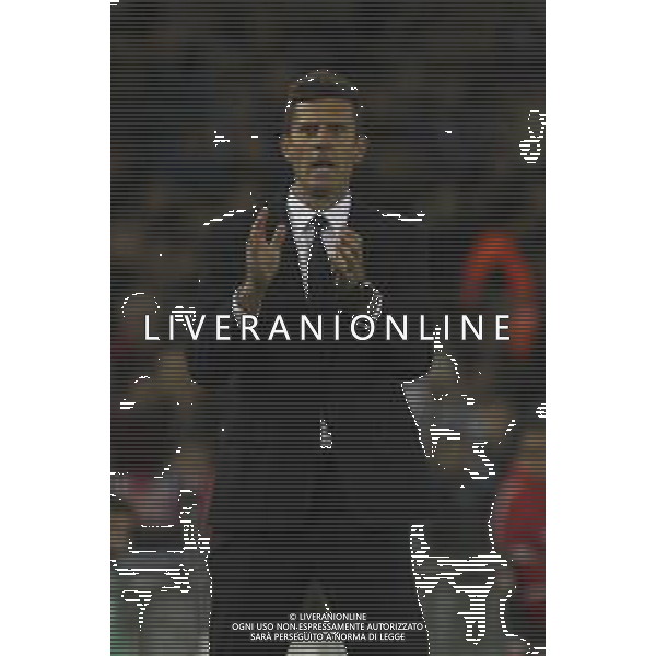 Thiago Motta Head Coach of Juventus FC claps the hand during Udinese Calcio vs Juventus FC, 11° Serie A Enilive 2024-25 game at Bluenergy stadium in Udine (UD), Italy, on November 02, 2024. (Photo by Davide Casentini)- AGENZIA ALDO LIVERANI SAS