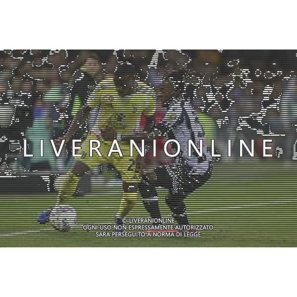 Timothy Weah of Juventus FC battle for the ball with Jordan Zemura of Udinese FC during Udinese Calcio vs Juventus FC, 11° Serie A Enilive 2024-25 game at Bluenergy stadium in Udine (UD), Italy, on November 02, 2024. (Photo by Davide Casentini)- AGENZIA ALDO LIVERANI SAS