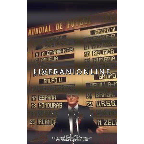 DIAP-RETROSPETTIVA JUPP DERWALL ALLENATORE NAZIONALE GERMANIA OVEST CALCIO NELLA FOTO JUPP DERWALL FOTO HORST MULLERL-AG GIOVANNI LIVERANI-AG ALDO LIVERANI SAS