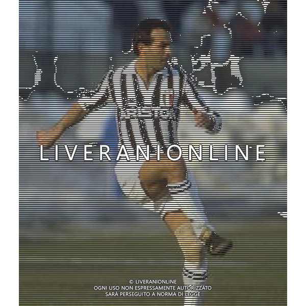 DIAP-RETROSPETTIVA ANTONIO CABRINI  NELLA FOTO ANTONIO CABRINI MAGLIA JUVENTUS AG ALDO LIVERANI SAS 