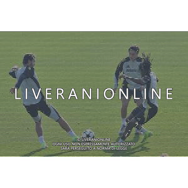 TVMV-Torino 04.11.2024 Continassa © Manuela Viganti/Agenzia Aldo Liverani Allenamento Juventus Rifinitura partita Champions League Lille vs Juventus Nella foto: manuel locatelli, samuel mbangule e nicolo’ fagioli ©Viganti/AGENZIA ALDO LIVERANI SAS