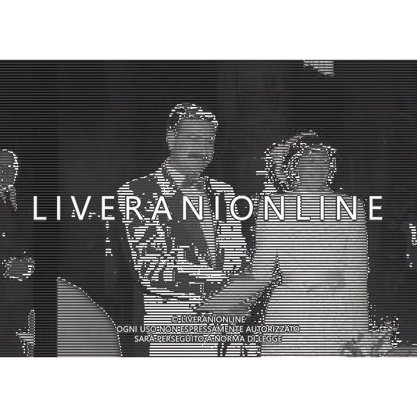 NEG-RETROSPETTIVA SARA SIMEONI MATRIMONIO NELLA FOTO SARA SIMEONI CON ERMINIO AZZARO LE NOZZE NELL\'ANNO 1987 AG ALDO LIVERANI SAS