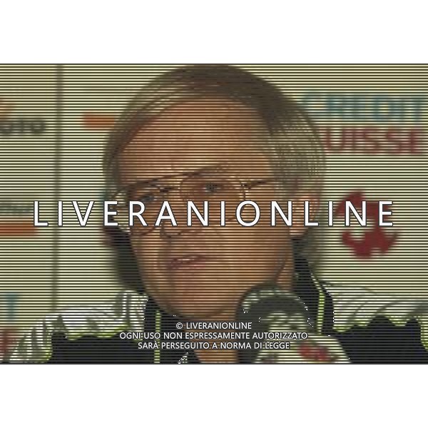 NEG-RETROSPETTIVA GILBERT GRASS ALLENATORE NAZIONALE SVIZZERA NELLA FOTO GILBERT GRASS ALLENATORE NAZIONALE SVIZZERA IN RITIRO A UDINE NELL\'ANNO 1998 PRIMA DELLA PARTITA CONTRO LA NAZIONALE ITALIANA AG ALDO LIVERANI SAS 