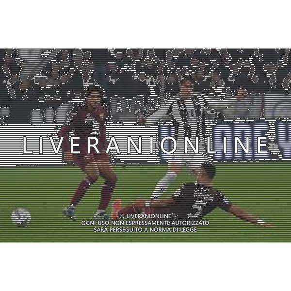 Torino 09.11.2024 Allianz Stadium @Manuela Viganti /Ag. Aldo Liverani sas Juventus vs Torino Campionato Calcio Serie A Enilive 2024/2025 12a giornata Nella foto: dusan vlahovic e adam masina ©Viganti - AGENZIA ALDO LIVERANI SAS