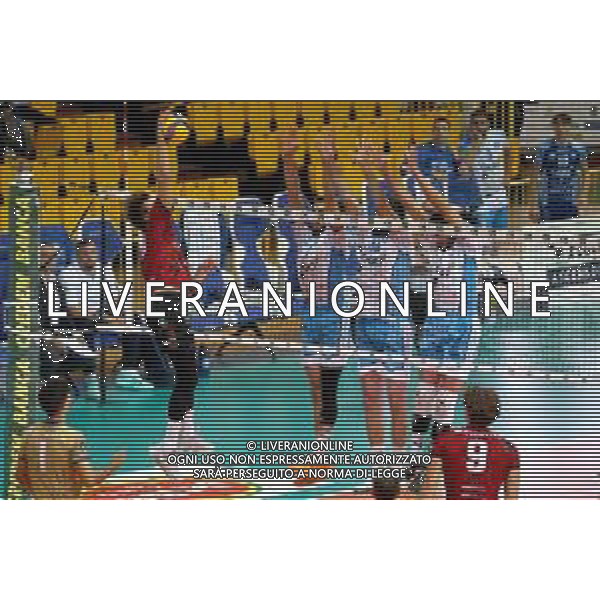Reggio Calabria 10/11/2024 Palacalafiore Campionato Nazionale Volley Maschile serie A3. Domotek Reggio Calabria vs Gaia Energy Napoli. In foto Kevin Lamp Domotek schiaccia a rete ©Pasquale Garreffa - AGENZIA ALDO LIVERANI SAS