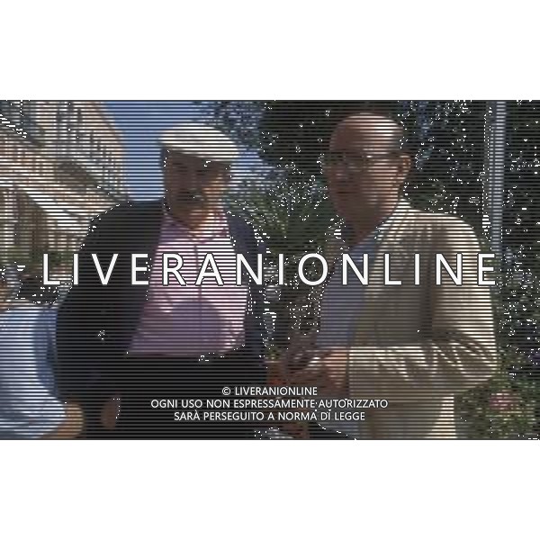 DIA- RETROSPETTIVA TONINO GUERRA POETA E SCRITTORE NELLA FOTO TONINO GUERRA CON IL REGISTA THEO ANGELOPOULOS A VENEZIA NELL’ANNO 1986 AG ALDO LIVERANI SAS