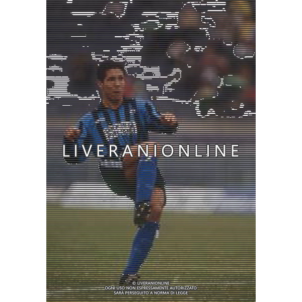 DIA-RETROSPETTIVA DIEGO PABLO SIMEONE CALCIATORE NELLA FOTO DIEGO PABLO SIMEONE CON LA MAGLIA DEL PISA CALCIO NELL’ANNO 1991-1992 AG ALDO LIVERANI SAS