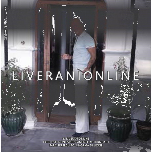 COL-RETROSPETTIVA LEE VAN CLEEF ATTORE NELLA FOTO LEE VAN CLEEF A TAORMINA NELL\'ANNO 1973 AG ALDO LIVERANI SAS