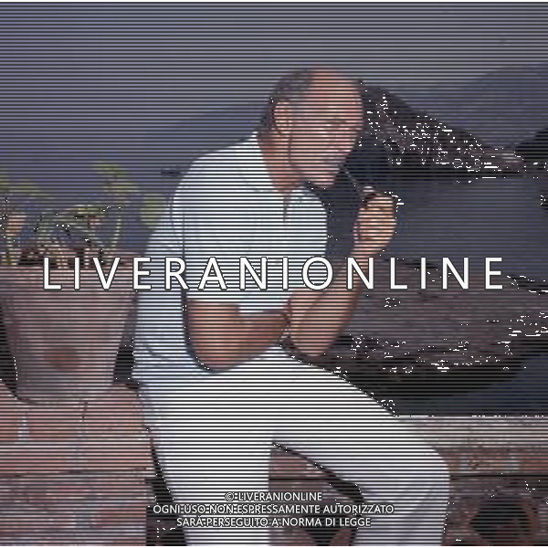 COL-RETROSPETTIVA LEE VAN CLEEF ATTORE NELLA FOTO LEE VAN CLEEF A TAORMINA NELL\'ANNO 1973 AG ALDO LIVERANI SAS