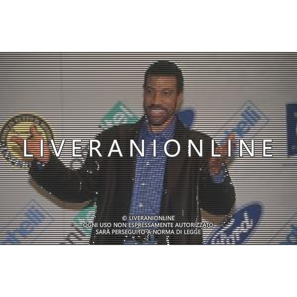 DIA- RETROSPETTIVA LIONEL RICHIE CANTANTE NELLA FOTO LIONEL RICHIE OSPITE AL FESTIVAL DI SANREMO NELL’ANNO 1997 AG ALDO LIVERANI SAS