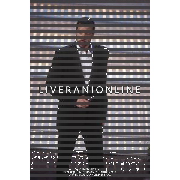 DIA- RETROSPETTIVA LIONEL RICHIE CANTANTE NELLA FOTO LIONEL RICHIE OSPITE AL FESTIVAL DI SANREMO NELL’ANNO 1997 AG ALDO LIVERANI SAS