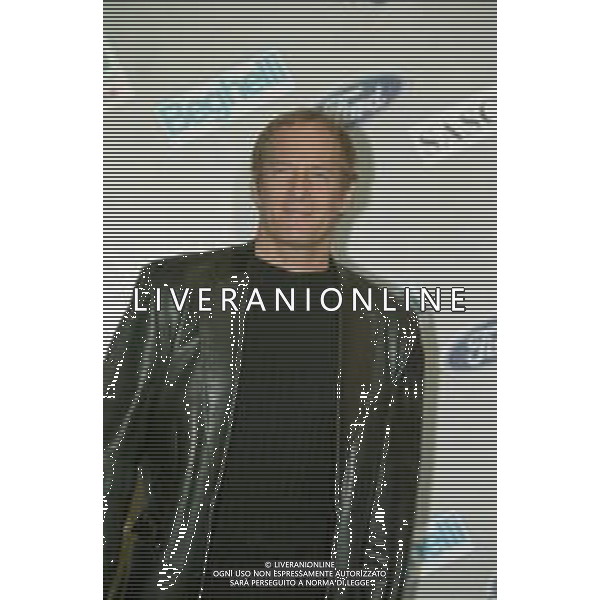 NEG COL-RETROSPETTIVA MICHAEL BOLTON CANTANTE NELLA FOTO MICHAEL BOLTON AL FESTIVAL DI SANREMO NELL\'ANNO 1998 AG ALDO LIVERANI SAS