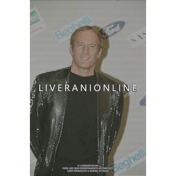 NEG COL-RETROSPETTIVA MICHAEL BOLTON CANTANTE NELLA FOTO MICHAEL BOLTON AL FESTIVAL DI SANREMO NELL\'ANNO 1998 AG ALDO LIVERANI SAS