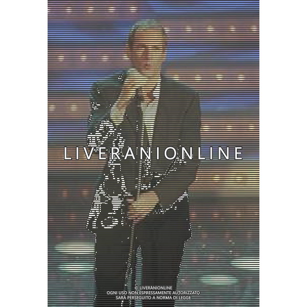 NEG COL-RETROSPETTIVA MICHAEL BOLTON CANTANTE NELLA FOTO MICHAEL BOLTON AL FESTIVAL DI SANREMO NELL\'ANNO 1998 AG ALDO LIVERANI SAS