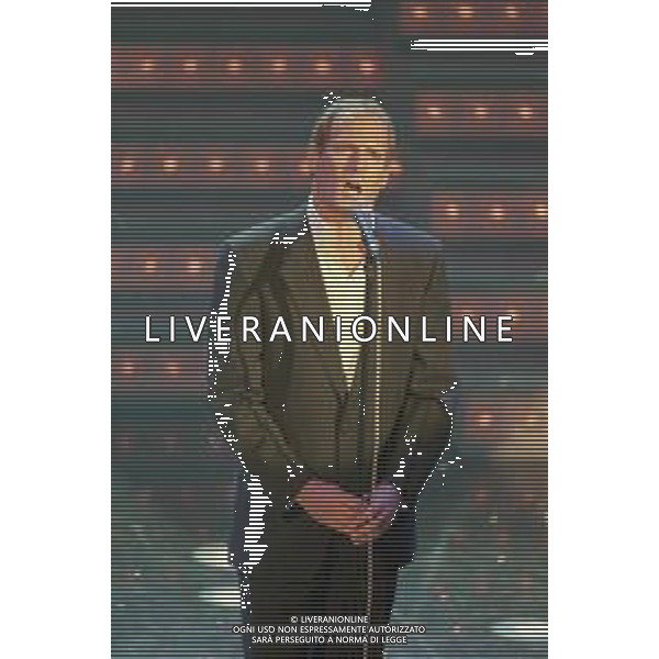 NEG COL-RETROSPETTIVA MICHAEL BOLTON CANTANTE NELLA FOTO MICHAEL BOLTON AL FESTIVAL DI SANREMO NELL\'ANNO 1998 AG ALDO LIVERANI SAS