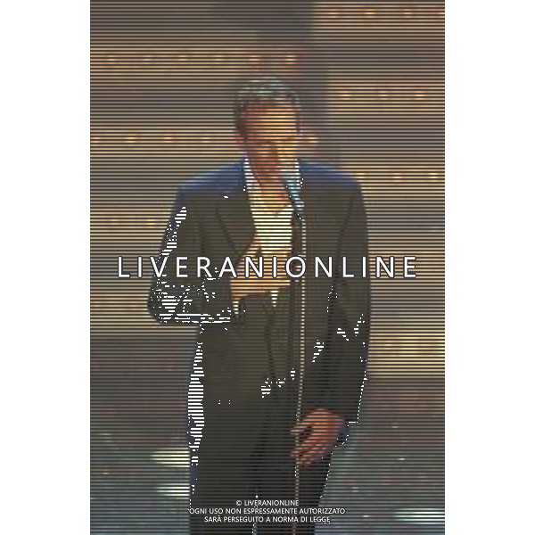 NEG COL-RETROSPETTIVA MICHAEL BOLTON CANTANTE NELLA FOTO MICHAEL BOLTON AL FESTIVAL DI SANREMO NELL\'ANNO 1998 AG ALDO LIVERANI SAS