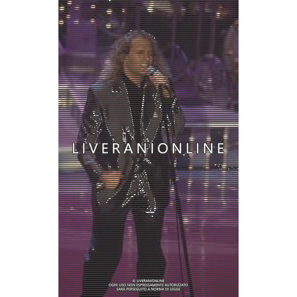 DIAP-RETROSPETTIVA MICHAEL BOLTON CANTANTE NELLA FOTO MICHAEL BOLTON AL FESTIVAL DI SANREMO NELL\'ANNO 1996 AG ALDO LIVERANI SAS
