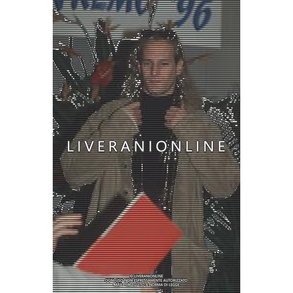 DIAP-RETROSPETTIVA MICHAEL BOLTON CANTANTE NELLA FOTO MICHAEL BOLTON AL FESTIVAL DI SANREMO NELL\'ANNO 1996 AG ALDO LIVERANI SAS
