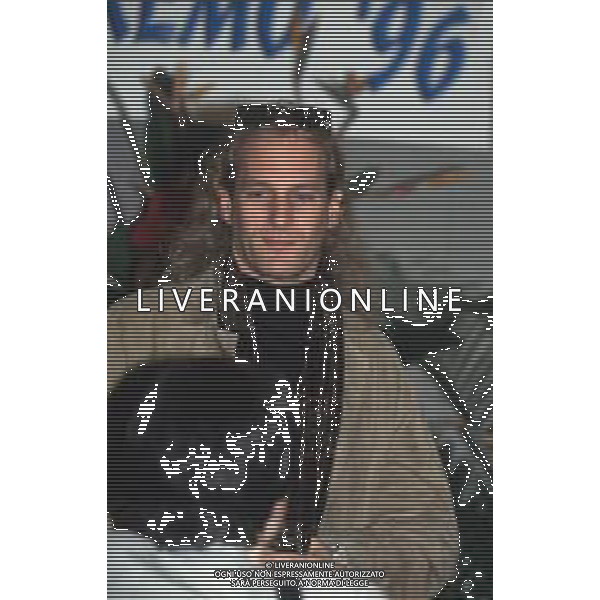 DIAP-RETROSPETTIVA MICHAEL BOLTON CANTANTE NELLA FOTO MICHAEL BOLTON AL FESTIVAL DI SANREMO NELL\'ANNO 1996 AG ALDO LIVERANI SAS