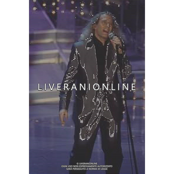 DIAP-RETROSPETTIVA MICHAEL BOLTON CANTANTE NELLA FOTO MICHAEL BOLTON AL FESTIVAL DI SANREMO NELL\'ANNO 1996 AG ALDO LIVERANI SAS