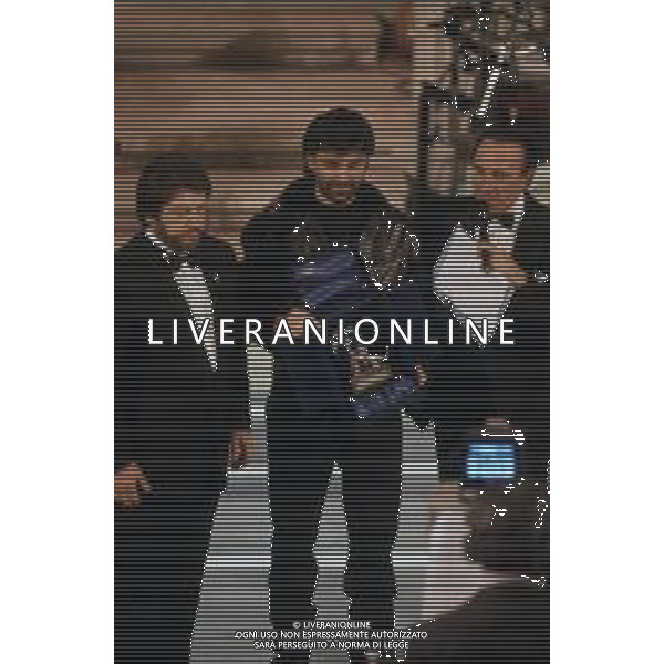 DIAP-RETROSPETTIVA ANDREA BOCELLI CANTANTE NELLA FOTO ANDREA BOCELLI AL FESTIVAL DI SANREMO GIOVANI NELL\'ANNO 1994 CON PIPPO BAUDO AG ALDO LIVERANI SAS 