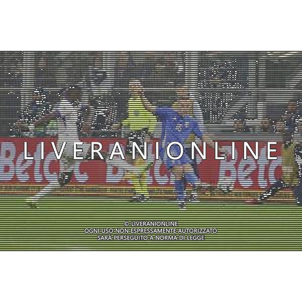 Davide Frattesi of Italy play the ball during Italy vs France, matchday 6 of League A of Uefa Nations League 2025, game at Giuseppe Meazza - San Siro stadium in Milano (MI), Italy, on November 17, 2024. (Photo by Davide Casentini)- AGENZIA ALDO LIVERANI SAS