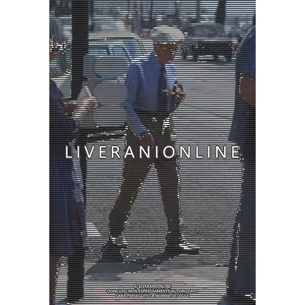 DIAP-RETROSPETTIVA SANDRO PERTINI POLITICO E EX PRESIDENTE DELLA REPUBBLICA ITALIANA NELLA FOTO SANDRO PERTINI IN VACANZA A NIZZA NELL\'ANNO 1985 AG ALD LIVERANI SAS