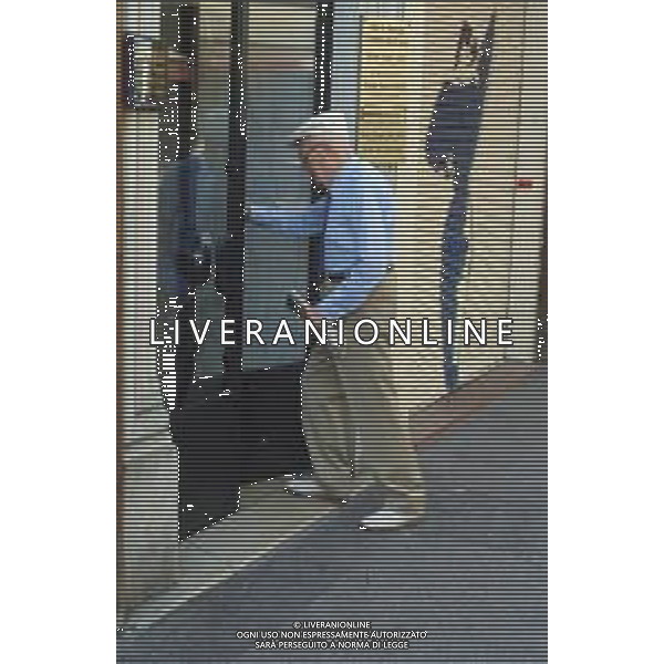DIAP-RETROSPETTIVA SANDRO PERTINI POLITICO E EX PRESIDENTE DELLA REPUBBLICA ITALIANA NELLA FOTO SANDRO PERTINI IN VACANZA A NIZZA NELL\'ANNO 1985 AG ALD LIVERANI SAS