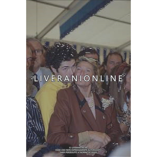 DIA-RETROSPETTIVA MARTA VACONDIO CONTESSA MARZOTTO NELLA FOTO MARTA MARZOTTO CON IL FIGLIO MATTEO NELL’ANNO 1990 AG ALDO LIVERANI SAS