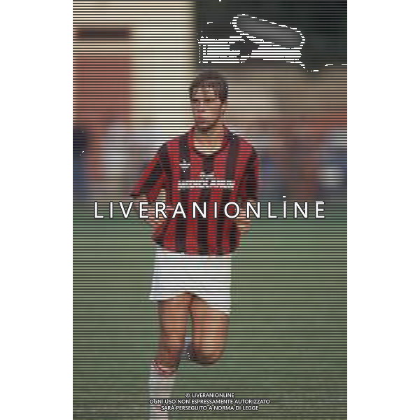 DIA-RETROSPETTIVA BELLOTTI FABIO CALCIATORE NELLA FOTO FABIO BELOTTI CON LA MAGLIA DEL MILAN CALCIO GIOVANILI NELL’ANNO 1990-1991 AG ALDO LIVERANI SAS