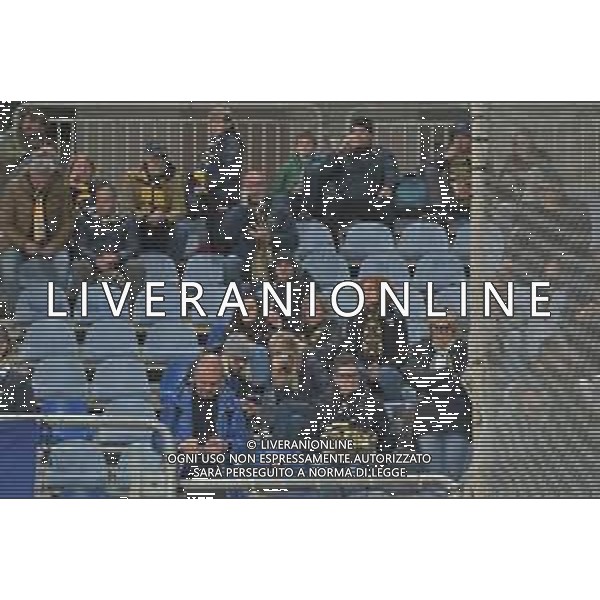 29-11-2024. Cagliari calcio-Hellas Verona, 14° giornata Serie A calcio Italia 2024/2025, stadio Unipol Domus Cagliari. Foto Salvatore Moi/Agenzia Aldo Liverani s.as. Nella foto: Tifosi Hellas Verona nel settore ospiti dello stadio Unipol Domus. ©MOI SALVATORE - AGENZIA ALDO LIVERANI SAS