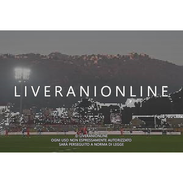 TVRG Como vs Monza nella foto lo stadio Giuseppe Sinigaglia e sullo sfondo Brunate al tramonto Como 30-11-2024 Stadio Giuseppe Sinigaglia Campionato Serie A Enilive - 14a giornata foto Roberto Garavaglia/Agenzia Aldo Liverani sas