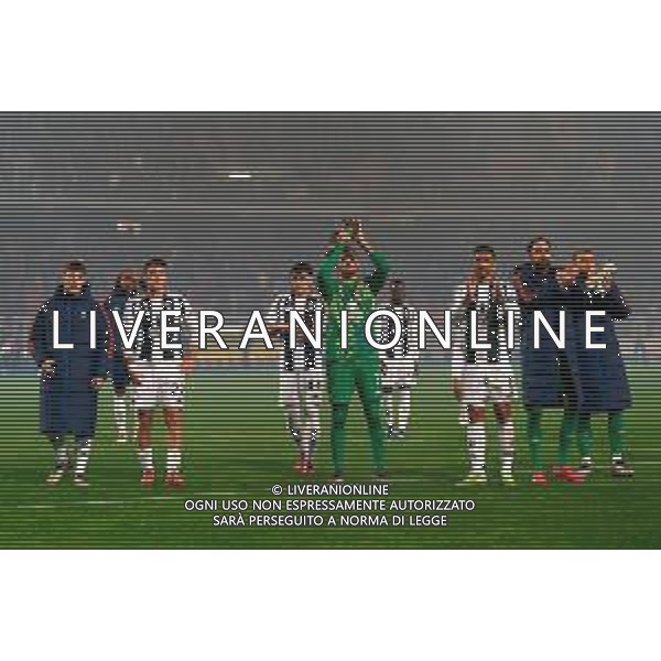 TVEM December 01, 2024 Lecce, Italy - US Lecce vs Juventus FC - Italian soccer serie A 2024/25 - Via Del Mare Stadium. In the pic: the Juventus players applauds fans ©Emmanuele Mastrodonato - AGENZIA ALDO LIVERANI SAS