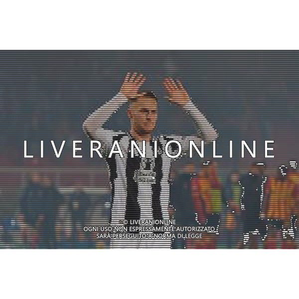 TVEM December 01, 2024 Lecce, Italy - US Lecce vs Juventus FC - Italian soccer serie A 2024/25 - Via Del Mare Stadium. In the pic: Teun Koopmeiners of Juventus disappointment ©Emmanuele Mastrodonato - AGENZIA ALDO LIVERANI SAS