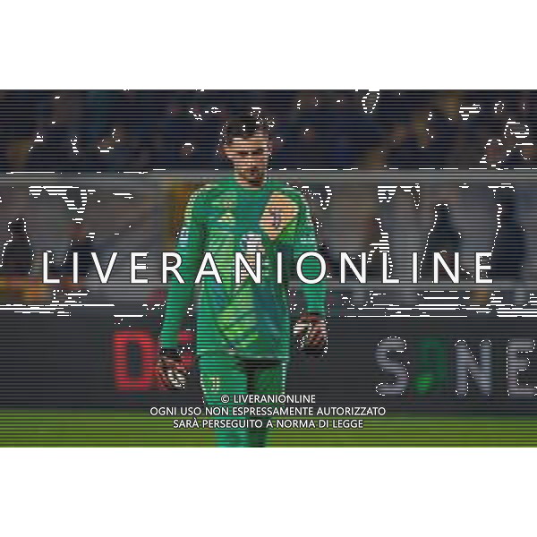 TVEM December 01, 2024 Lecce, Italy - US Lecce vs Juventus FC - Italian soccer serie A 2024/25 - Via Del Mare Stadium. In the pic: Mattia Perin of Juventus FOTO EMMANUELE MASTRODONATO-AG ALDO LIVERANI SAS